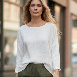 The Perfect‎ Top! Pullover, Scoop Neck, Long Sleeve, Textured Fabric - XL